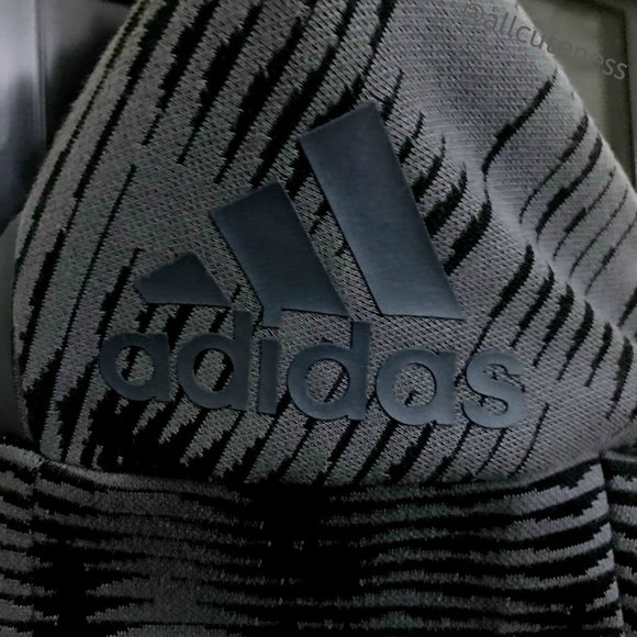 Adidas Jacket Size XS - Picture 6 of 7